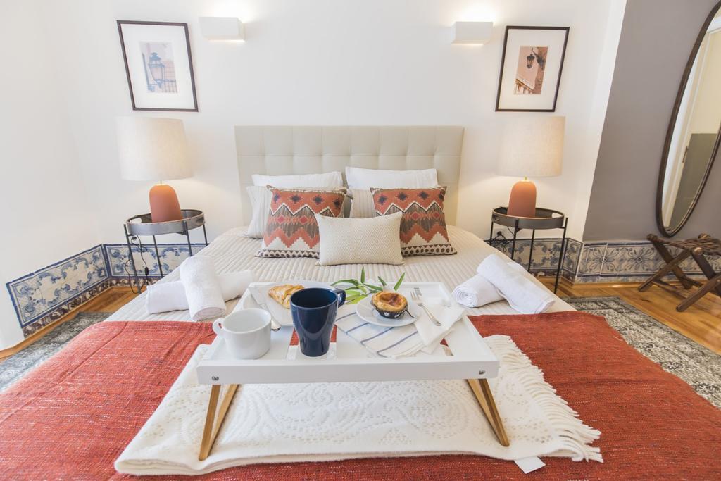 Lovelystay - Downtown Magnificent Flat Lisboa Exteriör bild
