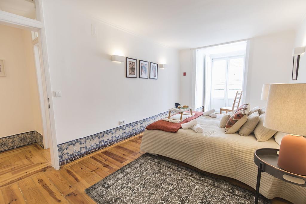 Lovelystay - Downtown Magnificent Flat Lisboa Exteriör bild