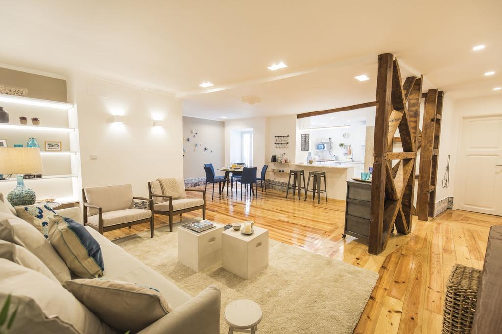 Lovelystay - Downtown Magnificent Flat Lisboa Exteriör bild