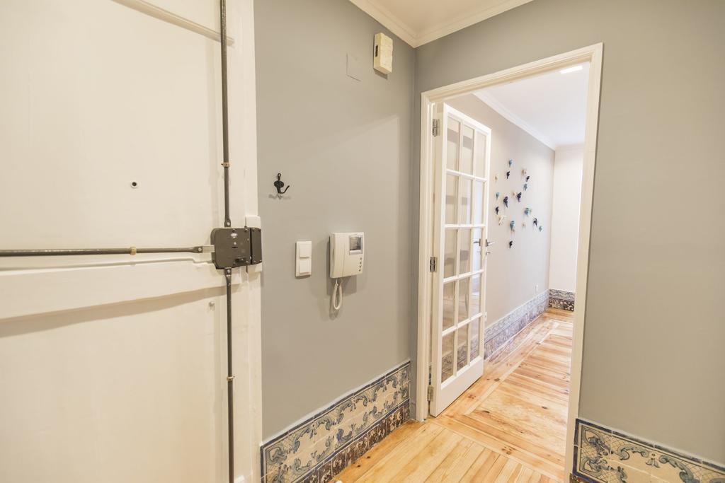 Lovelystay - Downtown Magnificent Flat Lisboa Exteriör bild