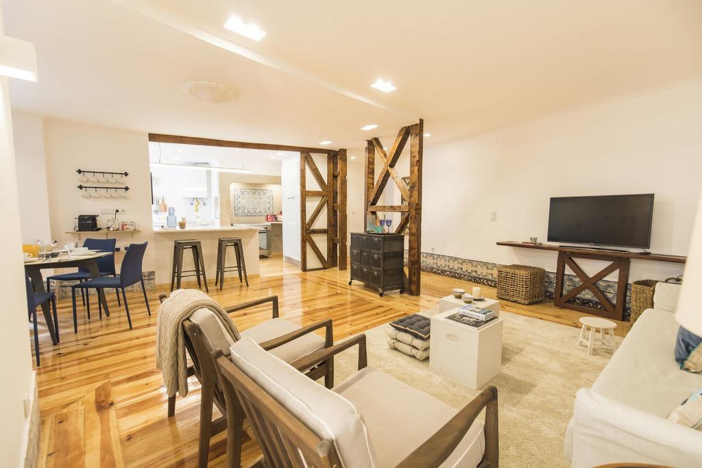 Lovelystay - Downtown Magnificent Flat Lisboa Exteriör bild