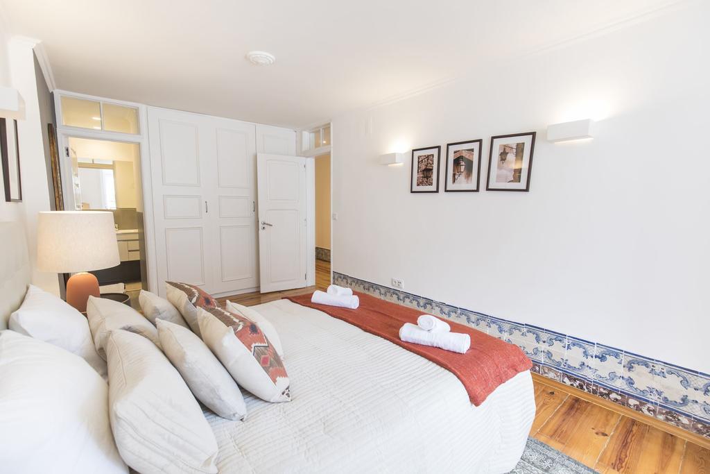 Lovelystay - Downtown Magnificent Flat Lisboa Exteriör bild