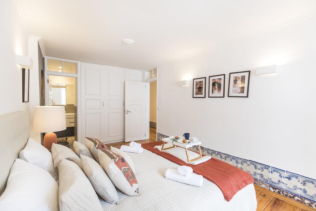 Lovelystay - Downtown Magnificent Flat Lisboa Exteriör bild
