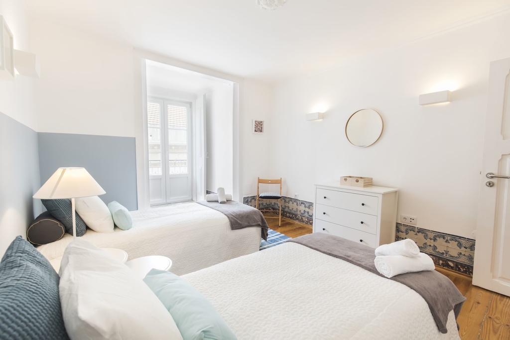 Lovelystay - Downtown Magnificent Flat Lisboa Exteriör bild