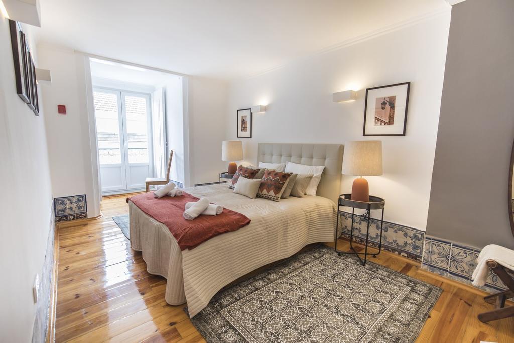 Lovelystay - Downtown Magnificent Flat Lisboa Exteriör bild